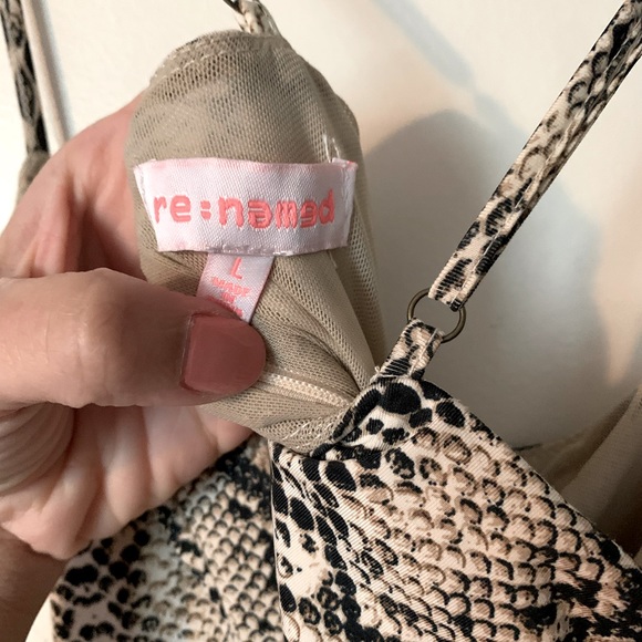 Snakeskin print dress, worn once excellent condition bought at Simons - Picture 3 of 4